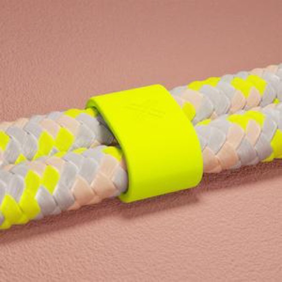 NEW! XouXou iPhone X/XS clear case with cord - Picture 4 of 7